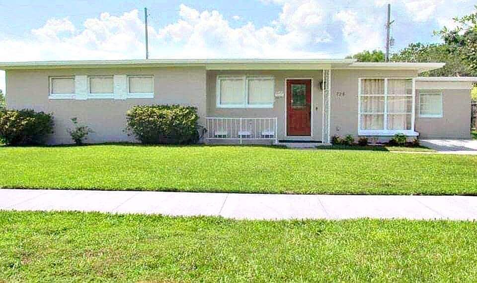 1st image of 726 Engel Dr