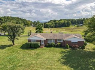 263 Craig Shop Rd, Mount Sidney, VA 24467