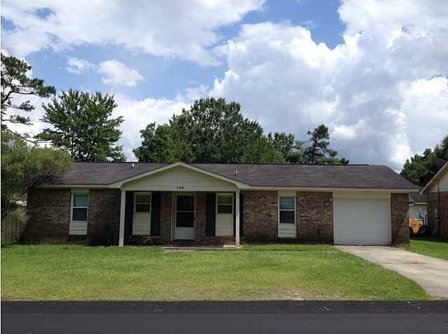 1st image of 102 Heather Dr
