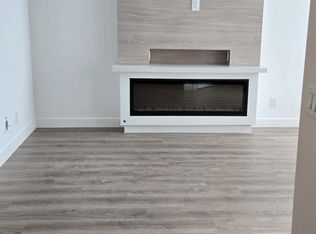 1555 Queen St E #1608, Toronto, ON M4L1E5