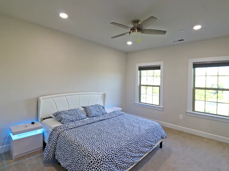 1040 Stepping Pl — Photo 76