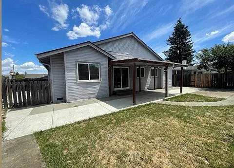 1009 Whistler Dr — Photo 10