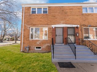 1206 S 16th Ave APT A, Maywood, IL 60153