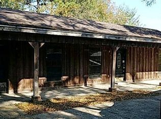 3443 Howze St, Moss Point, MS 39563