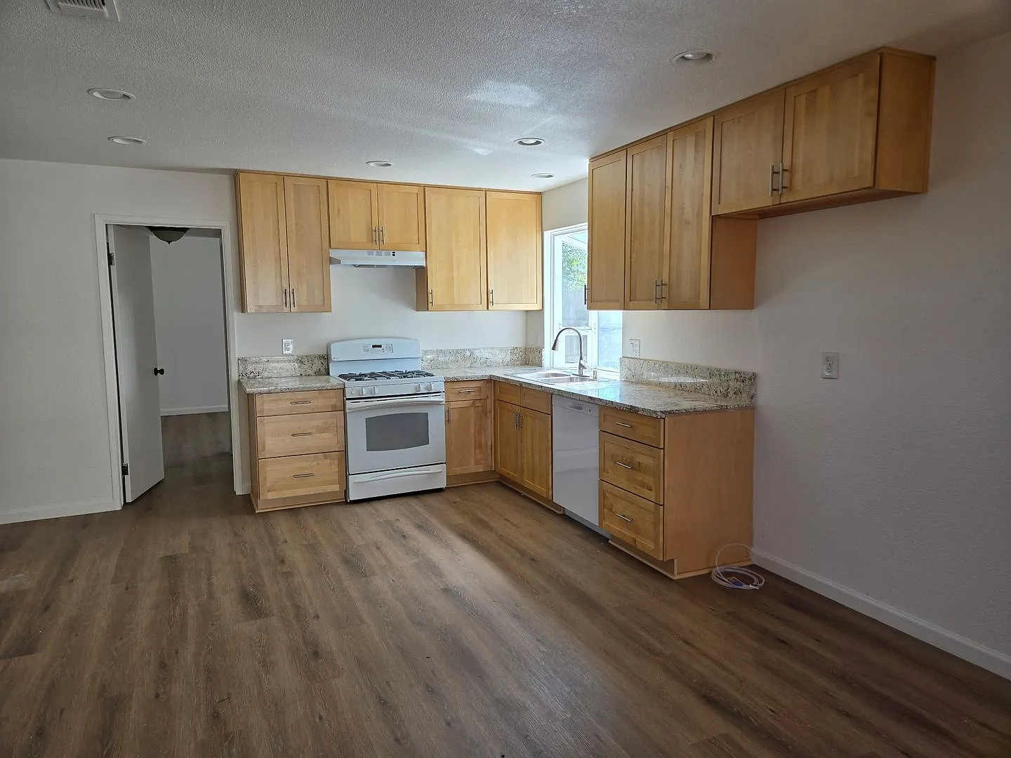 Newly remodeled — Photo 4