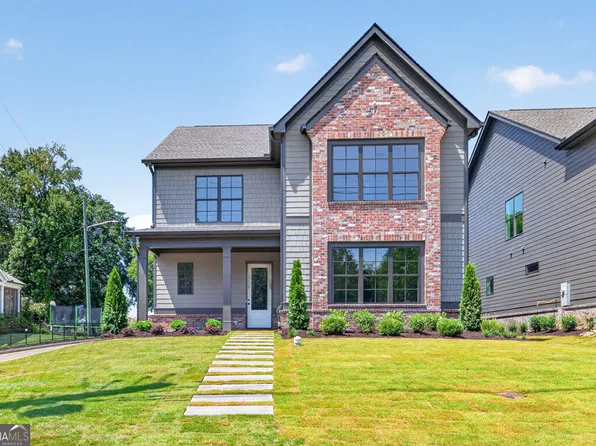 5816 Mitchell St, Flowery Branch, GA 30542