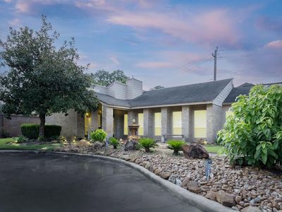 112 Old Bridge Lk, Houston, TX, 77069