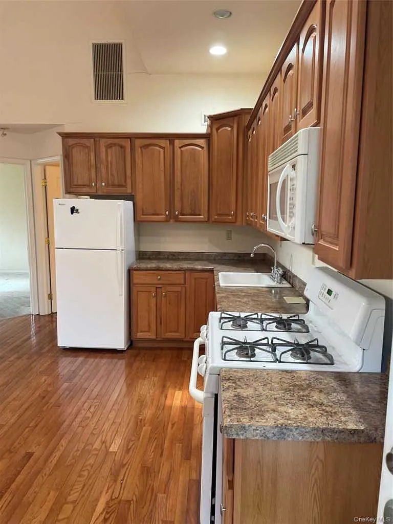 10 Torrey Lane, Cornwall, NY 12518 — Photo 2