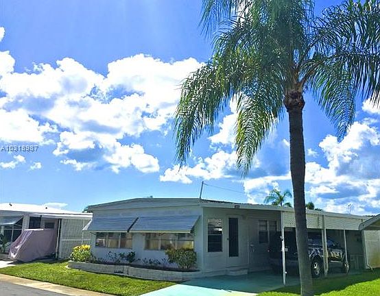 3rd image of 4300 SE Saint Lucie Blvd Lot 184