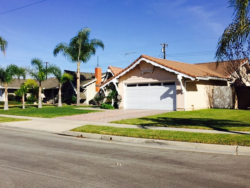 2nd image of 17822 Prescott Ln