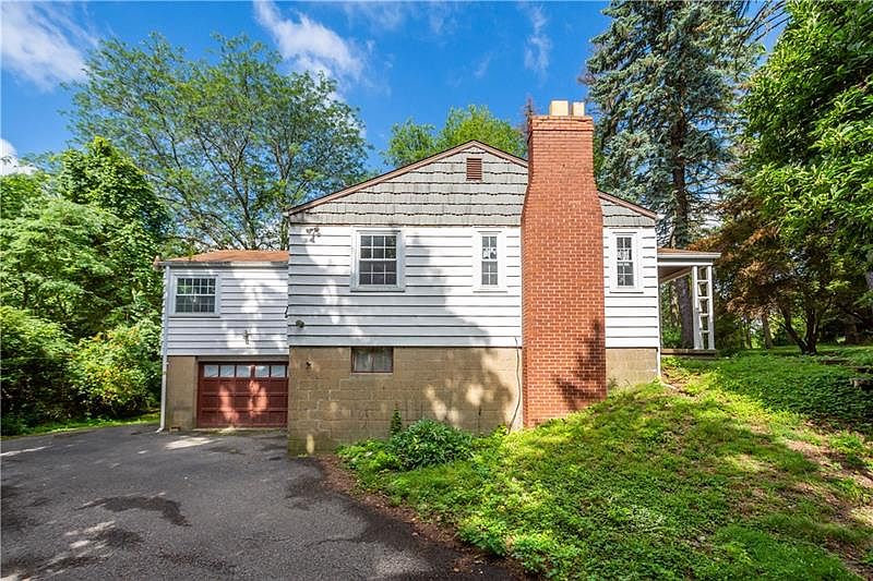 9 Devassie Rd, Mc Kees Rocks, PA 15136 Zillow