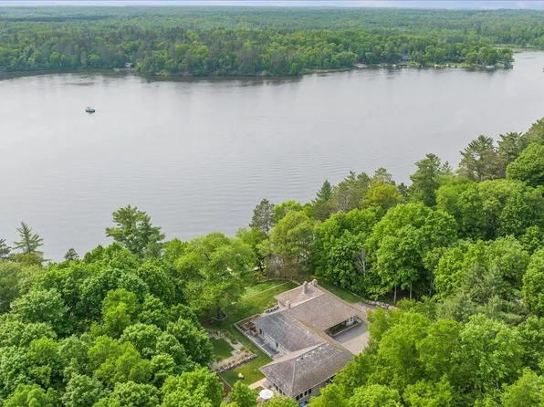 8821 Interlachen Rd, Lake Shore, MN 56468