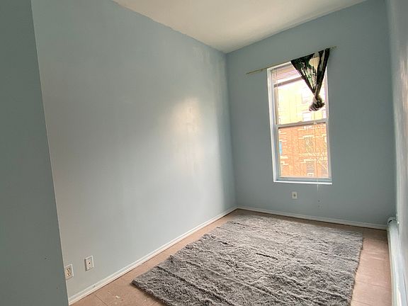 3rd image of 4909 6th Ave #2