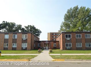 205 3rd St NW #11, East Grand Forks, MN 56721