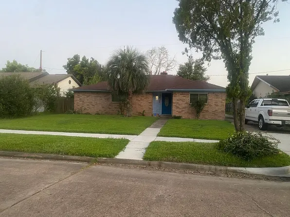 5426 Bungalow Ln, Houston, TX 77048