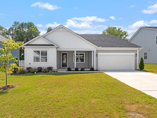 144 Davinhall Dr, Fuquay Varina, NC 27526