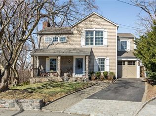 22 N Tappan Landing Rd, Tarrytown, NY 10591