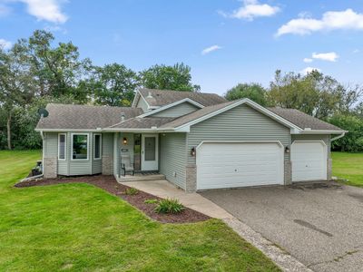 4467 375th St, North Branch, MN, 55056
