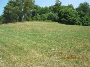 597 Harvey St, Shinnston, WV 26431