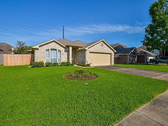 2nd image of 3349 Zubin Ln