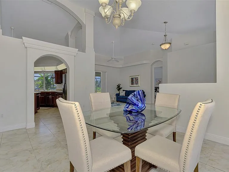 900 Park Place Dr — Photo 23