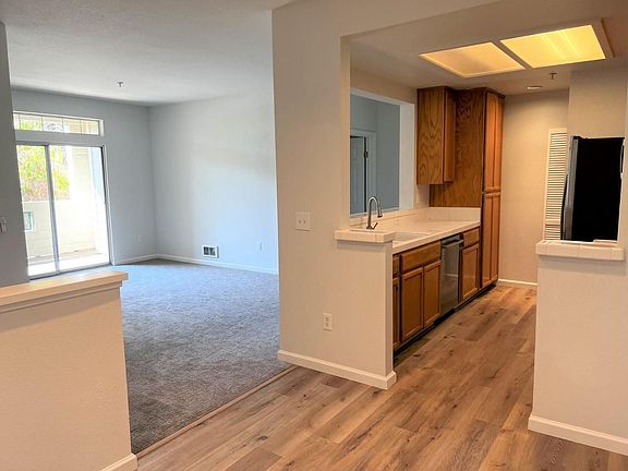 5th image of 2104 Hastings Shore Ln