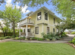 3939 Burke Ave N, Seattle, WA 98103