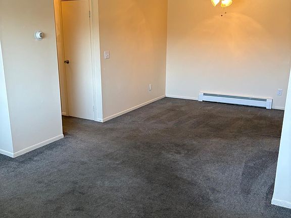 3rd image of 648 Cricket Ln