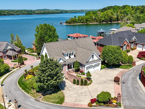 4448 Sailmaker Cir, Chattanooga, TN 37416