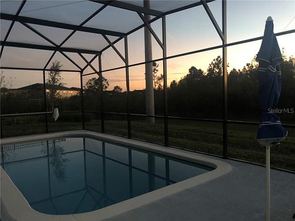3rd image of 3424 Somerset Park Dr