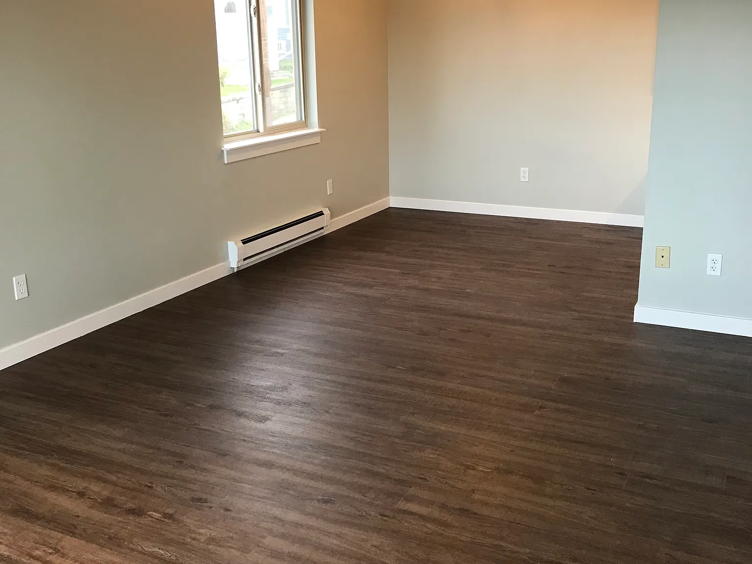 2 bed, 1000 sqft, $2,950 — Photo 2
