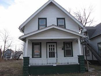 1st image of 1329 W Bancroft St