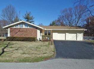 2712 N Miami St, Vincennes, IN 47591