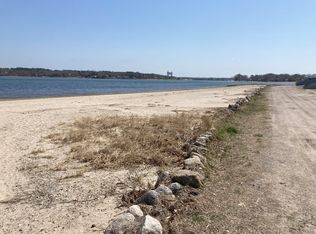 26 Wenonah Rd, Wareham, MA 02571