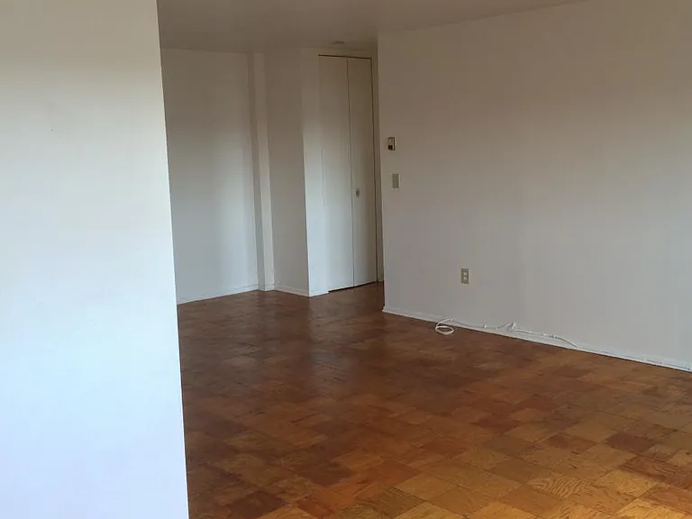 44 S Main St #6 — Photo 8