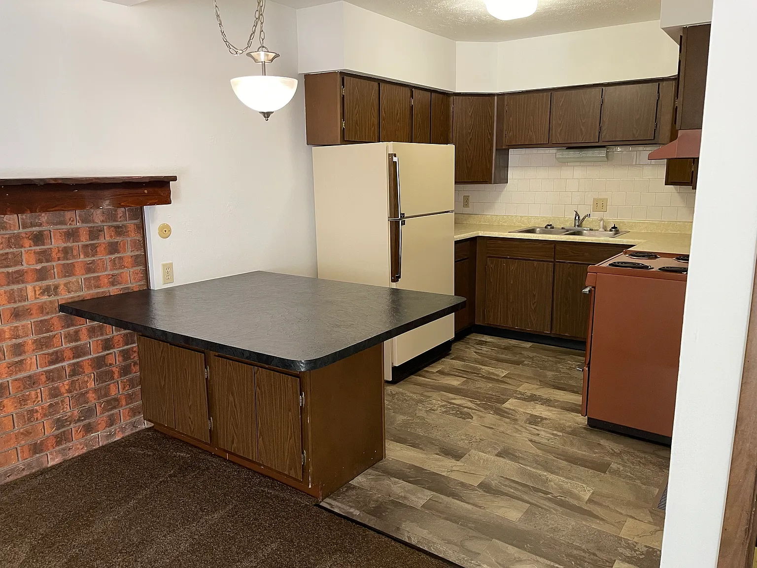 1 bed, 720 sqft, $700 — Photo 3