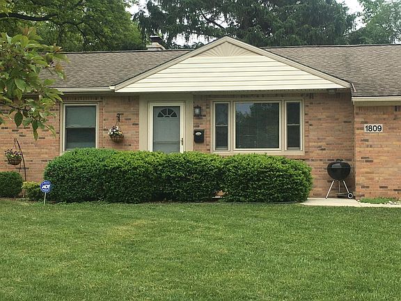 2nd image of 1809 Cayuga Pl