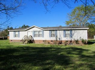 173 River Bluffs Ln, Trenton, NC 28585