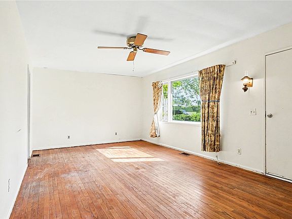 2nd image of 564 County Road 26
