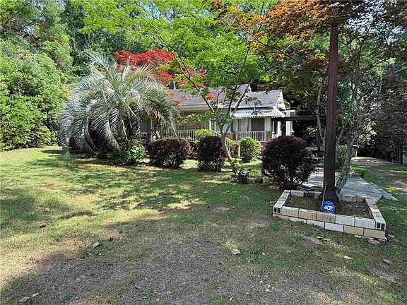 4th image of 1308 Daphne Ave