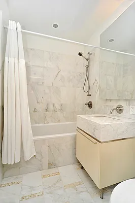 Rented by Compass | media 13