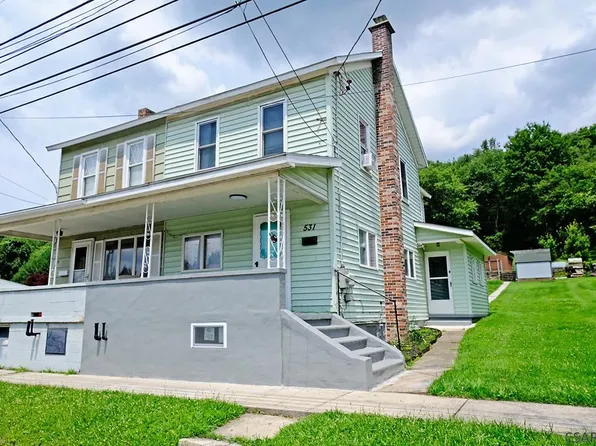 531 Railroad St, Windber, PA 15963