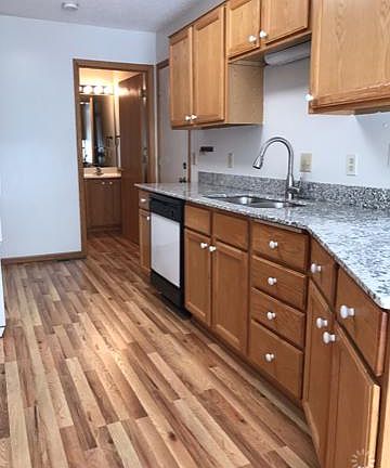 Kitchen, granite counter tops
