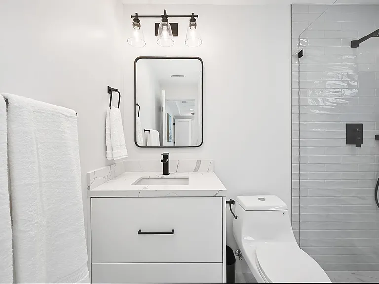 413 E Edgewater Ave — Photo 39