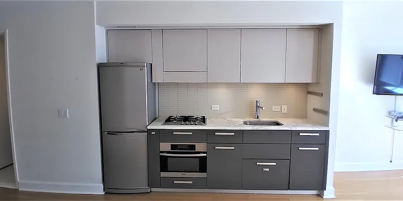 Rented by Level Group | media 10