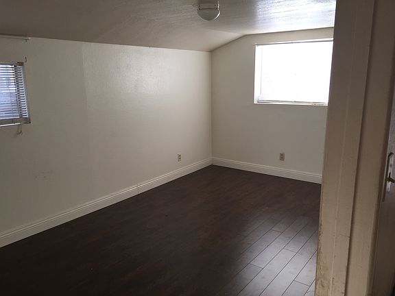 5th image of 8558 Almond Ave