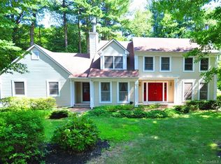 90 Mary Catherine Cir, Windsor, CT 06095