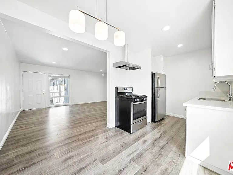 510 Pacific Ave #7 — Photo 1