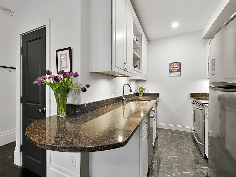 77 Waltham St #2A — Photo 5