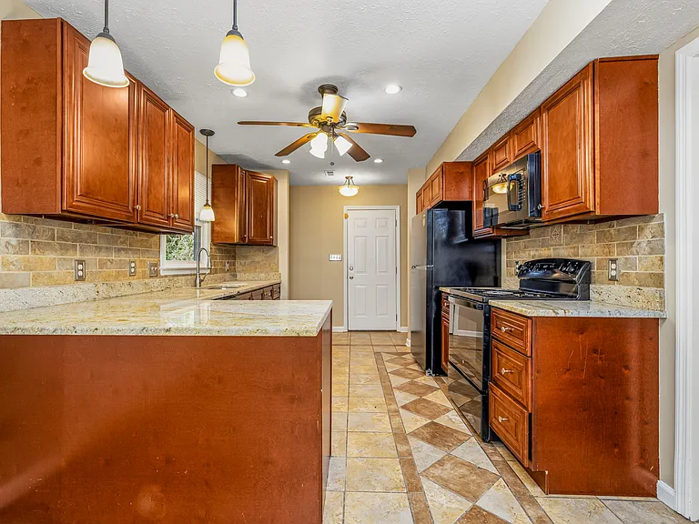 1583 Winnabow Dr — Photo 13